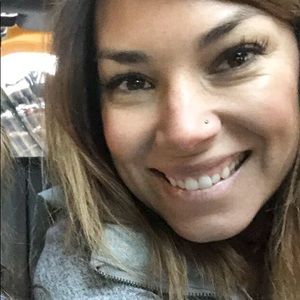 Meet your Posher, Wewelles